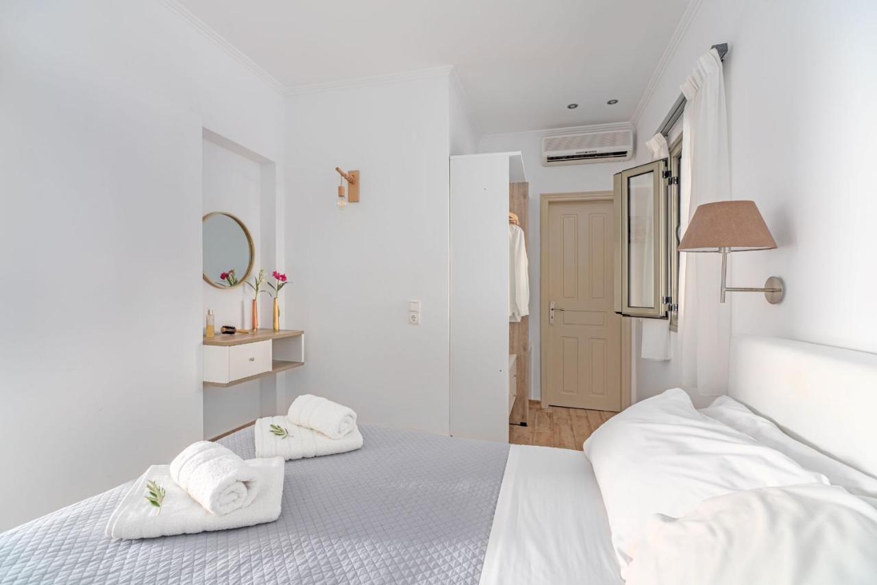 Kosyforema Villas Gialova Exteriör bild