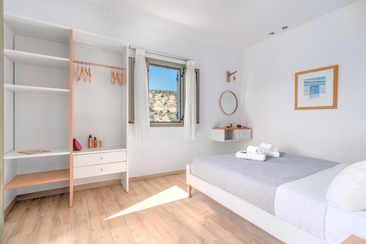 Kosyforema Villas Gialova Exteriör bild